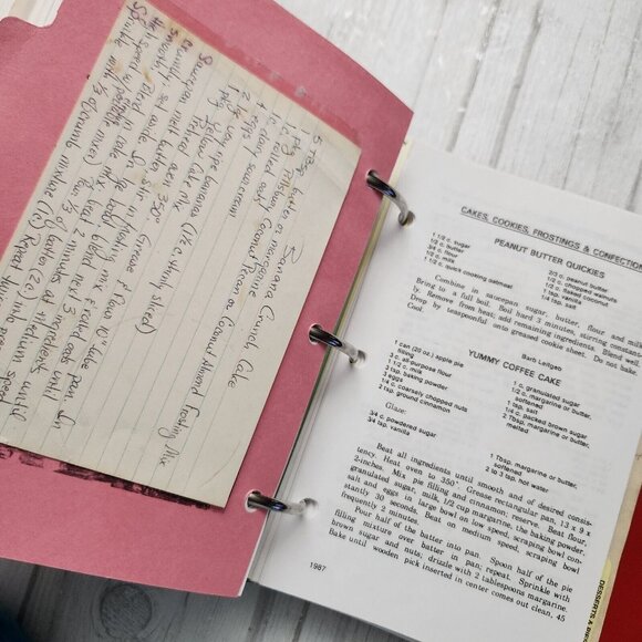 Vintage Faith Evangelical Luthrern Church The New and Old Cookbooks Binder 62-97 - Picture 12 of 14